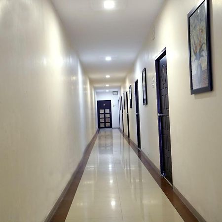 Hotel Royal أحمد أباد المظهر الخارجي الصورة